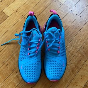 Nike Air women’s 6.5Y fit 8 Women’s great condition